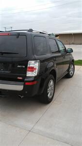 2008 Mercury Mariner Premier   - Photo 3 - Davenport, IA 52802