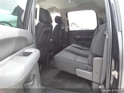 2010 Chevrolet Silverado 1500 LT   - Photo 6 - Silvis, IL 61282