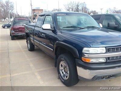 1999 Chevrolet Silverado 2500 LT 3dr LT   - Photo 4 - Davenport, IA 52802