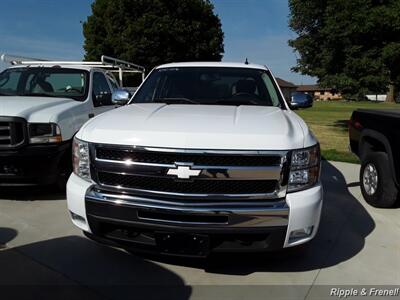 2010 Chevrolet Silverado 1500 LT   - Photo 1 - Davenport, IA 52802