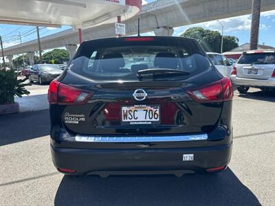 2019 Nissan Rogue Sport S   - Photo 4 - Pearl City, HI 96782