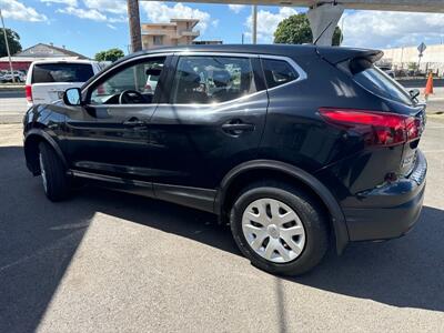 2019 Nissan Rogue Sport S   - Photo 5 - Pearl City, HI 96782