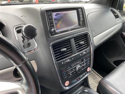 2019 Dodge Grand Caravan Passenger GT   - Photo 11 - Pearl City, HI 96782