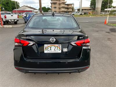 2022 Nissan Versa SV  