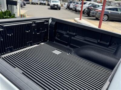 2025 Nissan Frontier SV   - Photo 10 - Pearl City, HI 96782