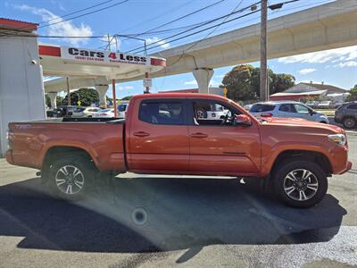 2017 Toyota Tacoma SR5 V6   - Photo 4 - Pearl City, HI 96782