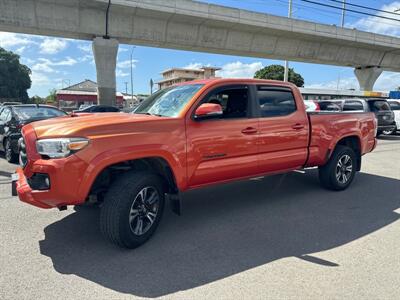 2017 Toyota Tacoma SR5 V6   - Photo 12 - Pearl City, HI 96782