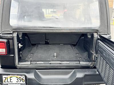 2023 Jeep Wrangler Sport   - Photo 10 - Pearl City, HI 96782