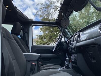 2020 Jeep Wrangler Unlimited Sahara   - Photo 11 - Pearl City, HI 96782