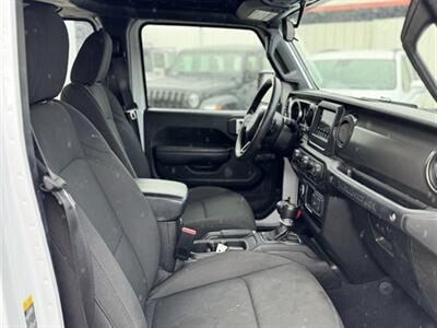 2023 Jeep Wrangler Sport   - Photo 8 - Pearl City, HI 96782