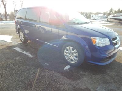 2018 Dodge Grand Caravan SE   - Photo 5 - Angola, IN 46703