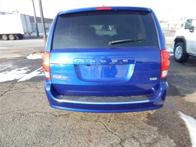 2018 Dodge Grand Caravan SE   - Photo 7 - Angola, IN 46703