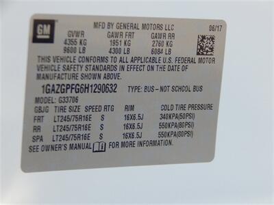 2017 Chevrolet Express LT 3500  15 Passenger - Photo 19 - Angola, IN 46703