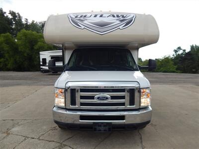 2015 Thor Outlaw 29H  Toy Hauler - Photo 4 - Angola, IN 46703