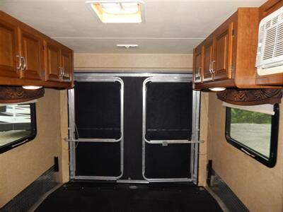 2015 Thor Outlaw 29H  Toy Hauler - Photo 34 - Angola, IN 46703