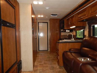 2015 Thor Outlaw 29H  Toy Hauler - Photo 27 - Angola, IN 46703