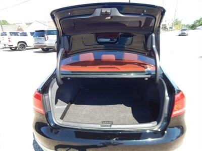 2013 Volkswagen Passat TDI SEL Premium   - Photo 15 - Angola, IN 46703