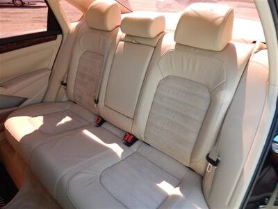 2013 Volkswagen Passat TDI SEL Premium   - Photo 27 - Angola, IN 46703