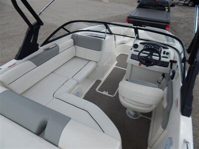 2016 BAYLINER 195 DECKBOAT SERIES   - Photo 20 - Angola, IN 46703