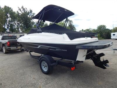 2016 BAYLINER 195 DECKBOAT SERIES   - Photo 5 - Angola, IN 46703