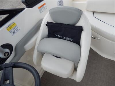 2016 BAYLINER 195 DECKBOAT SERIES   - Photo 26 - Angola, IN 46703