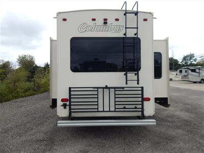 2018 Forest River Palomino Columbus 320RS   - Photo 4 - Angola, IN 46703