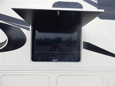 2022 Jayco Precept 34G   - Photo 15 - Angola, IN 46703