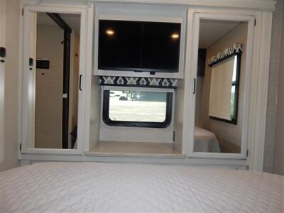 2022 Jayco Precept 34G   - Photo 50 - Angola, IN 46703