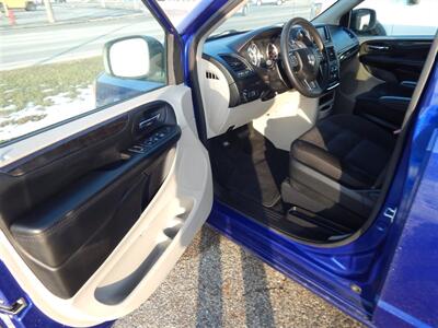 2018 Dodge Grand Caravan SE   - Photo 20 - Angola, IN 46703