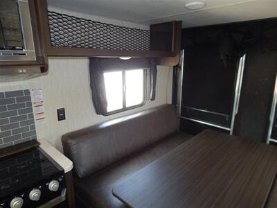 2020 Forest River Cherokee Greywolf Limited  22RR Toyhauler - Photo 12 - Angola, IN 46703
