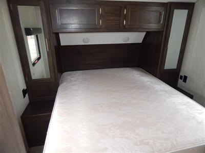 2020 Forest River Cherokee Greywolf Limited  22RR Toyhauler - Photo 21 - Angola, IN 46703