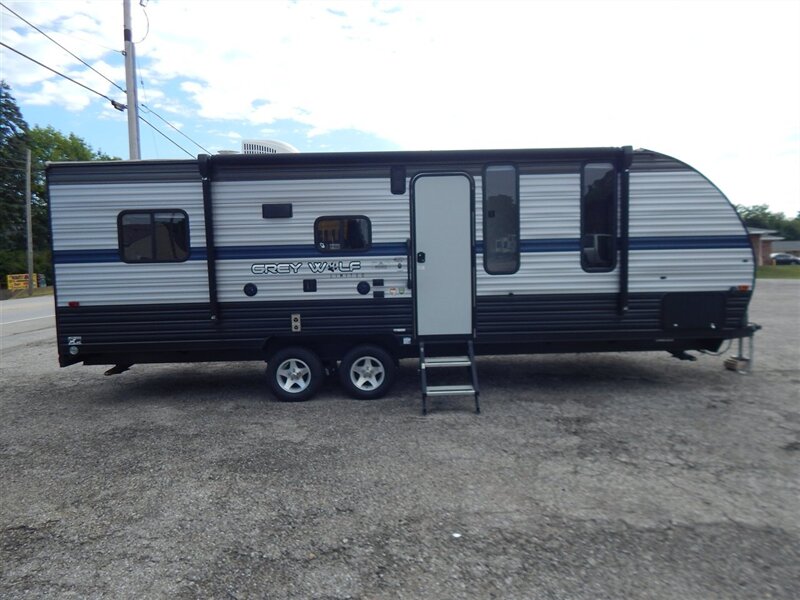 2020 Forest River Cherokee Greywolf Limited  22RR Toyhauler - Photo 1 - Angola, IN 46703