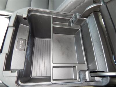2026 Chevrolet Suburban Z71  4wd - Photo 40 - Angola, IN 46703