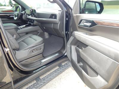 2026 Chevrolet Suburban Z71  4wd - Photo 18 - Angola, IN 46703