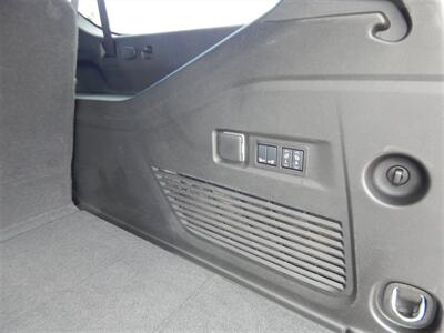 2026 Chevrolet Suburban Z71  4wd - Photo 12 - Angola, IN 46703