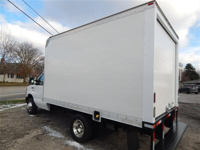 2014 Ford E-350 SD  12' Box - Photo 2 - Angola, IN 46703