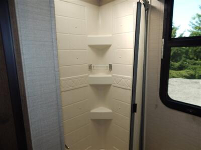 2018 Jayco Melbourne Prestige  24KP - Photo 39 - Angola, IN 46703