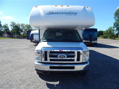 2016 Forest River Sunseeker 3010DS   - Photo 8 - Angola, IN 46703
