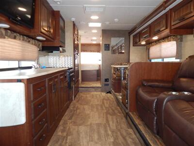 2016 Forest River Sunseeker 3010DS   - Photo 31 - Angola, IN 46703