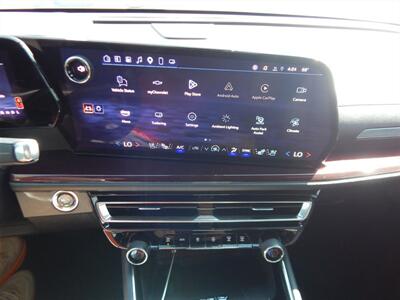 2025 Chevrolet Traverse RS  AWD - Photo 32 - Angola, IN 46703