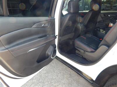 2025 Chevrolet Traverse RS  AWD - Photo 21 - Angola, IN 46703