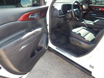 2025 Chevrolet Traverse RS  AWD - Photo 23 - Angola, IN 46703