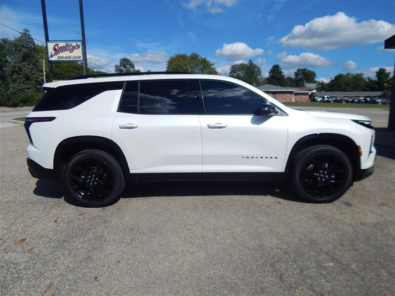 2025 Chevrolet Traverse RS  AWD - Photo 1 - Angola, IN 46703