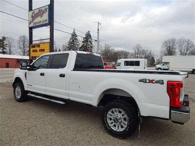 2019 Ford F-350 Super Duty XLT  4wd - Photo 2 - Angola, IN 46703