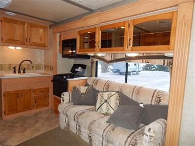 2008 Jayco Greyhawk 30GS   - Photo 23 - Angola, IN 46703