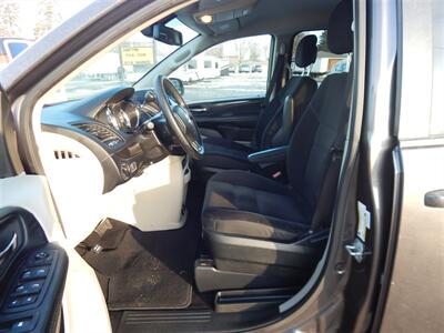 2018 Dodge Grand Caravan SE   - Photo 22 - Angola, IN 46703