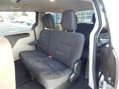 2018 Dodge Grand Caravan SE   - Photo 19 - Angola, IN 46703