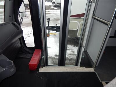 2016 Freightliner Goshen Coach Bus  36 Passenger - Photo 13 - Angola, IN 46703