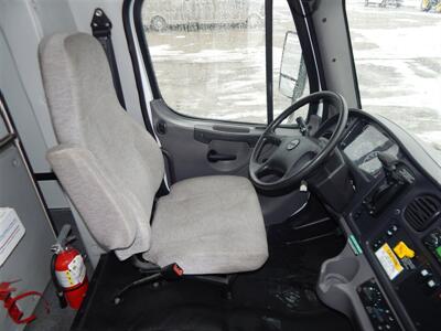 2016 Freightliner Goshen Coach Bus  36 Passenger - Photo 21 - Angola, IN 46703