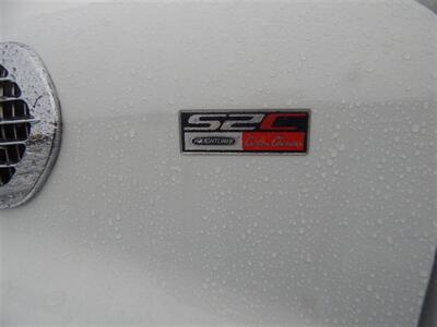 2016 Freightliner Goshen Coach Bus  36 Passenger - Photo 7 - Angola, IN 46703